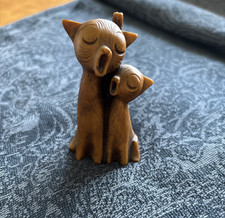 Small Vintage Resin Singing