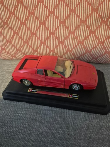 Burago 1984 ferrari - ~,