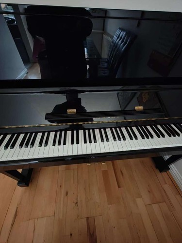 Yamaha mc10bl upright piano - mc10bl,