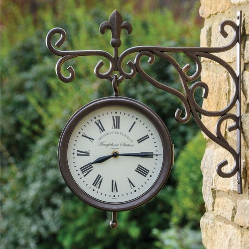 Victorian style wall - victorian, clock