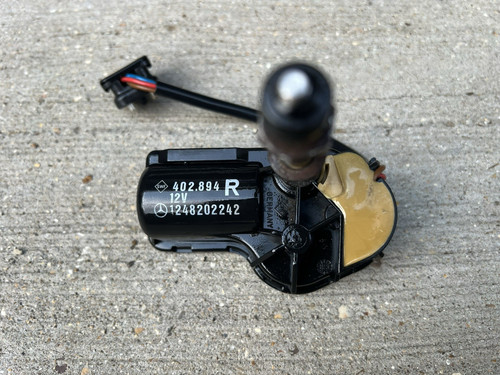 Mercedes w124 headlight wiper - w124,