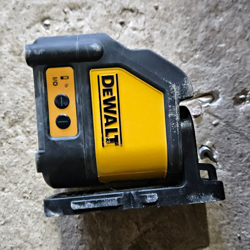 Dewalt self levelling - 10.8v, self-levelling