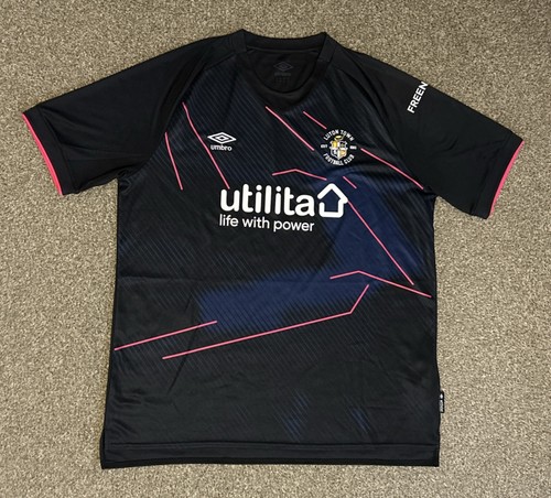 Luton town 2023 third - town,