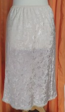 St Michaels, White Underskirt