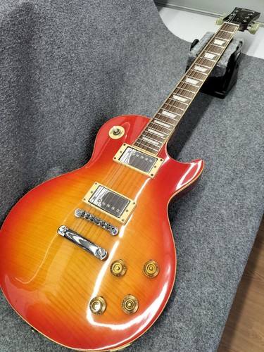 Burny electric guitar type - lp,