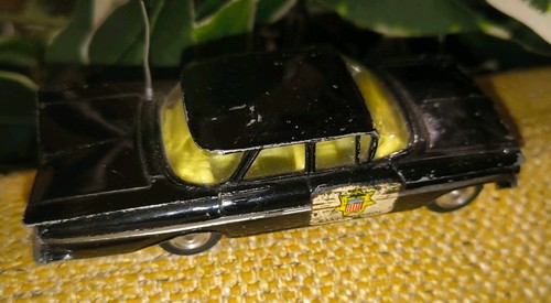 Corgi 223 chevrolet impala - chevrolet,