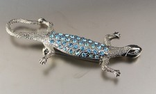 VINTAGE 90’S BLUE CRYSTAL