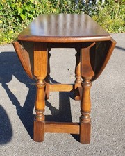 VINTAGE OAK SWIVEL TOP COFFEE TABLE    SMALL SIDE TABLE         FREE UK POSTAGE