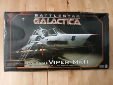 Moebius Models Colonial Viper