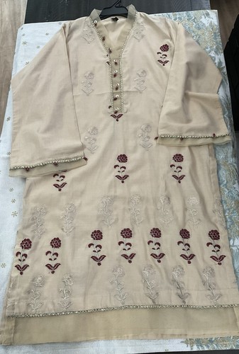 Women beige embroidered - women, s