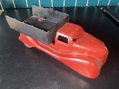 Wyandotte red pressed steel - wyandotte,