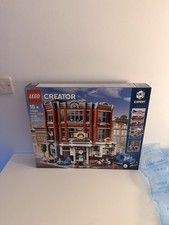 LEGO Corner Garage 10264