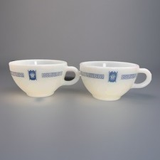 2 Pyrex Tableware Coffee Cups