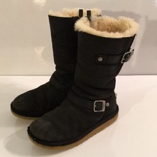 UGG Australia “Kensington”