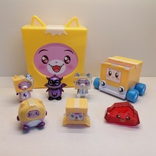 Lanky Box Foxy Mystery Figures Bundle With Pull Back And Go Car