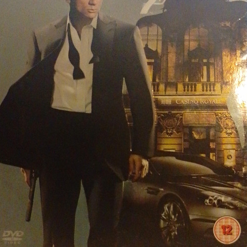 James bond casino - james, royale