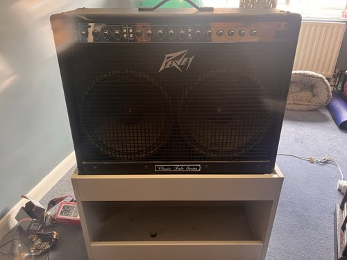 Peavey duel 120w 212 amp - 120w, with