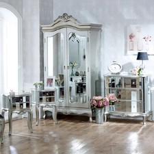 Mirrored furniture set