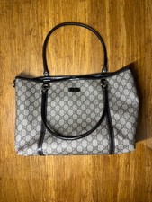 Gucci Beige Leather handbag - Very good condition - Classic pattern - Authentic