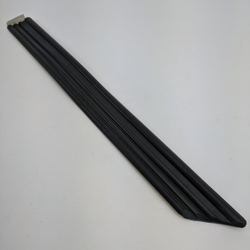 Vauxhall black grooved rubber - vauxhall,