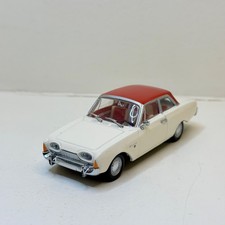 MINICHAMPS Ford Taunus 17M P3 white rare die-cast model car 1/43 1960