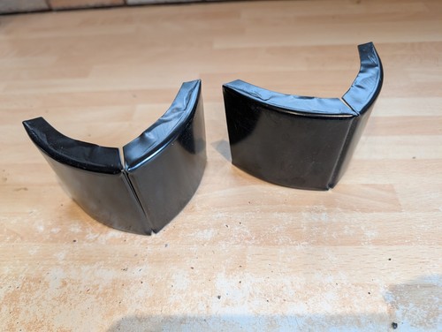 Mgb rear wing below lamp - wing,