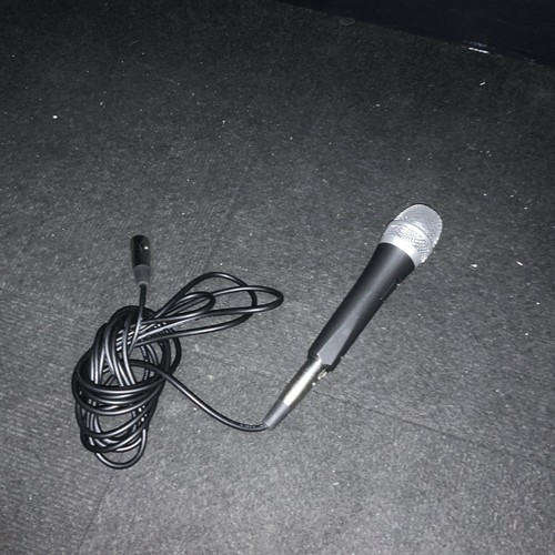 Wired microphone vocal - pa, dj