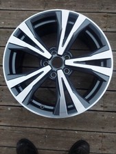 1 GENUINE NISSAN QASHQAI