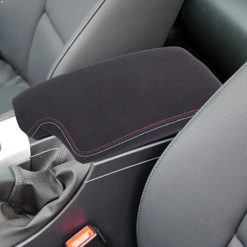 Center console lid armrest - center,