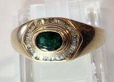 9ct GOLD EMERALD & DIAMOND RING GENTS FULLY HALLMARKED QUALITY W 4.10g