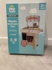 Aldi Little Town Wooden Ice