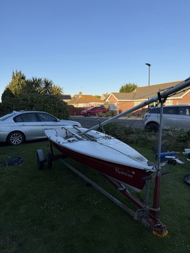 Laser sailing dinghy - dinghy, with