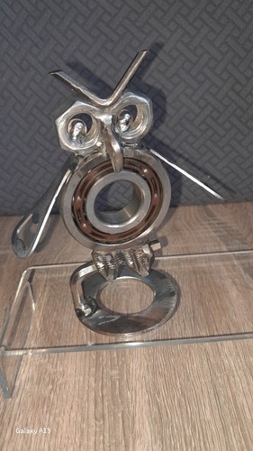 Scrap art nuts bolts owl - scrap, using