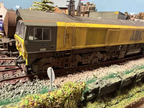 Hornby r2521 class 59102 - r2521, 59