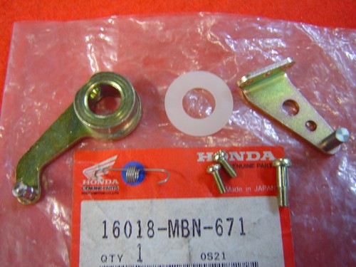 Xr650 carburetor bushing - 00/04,