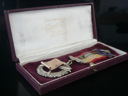Cased raob jewel - jewel,, 9ct