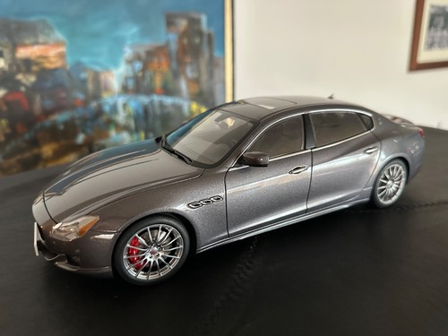 Autoart maserati quattroporte - autoart,