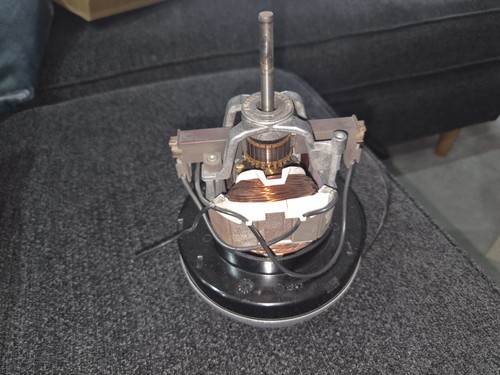 dyson dc01