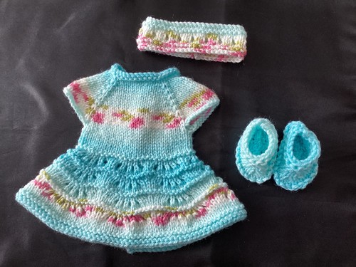 Hand knitted dolls - dolls, to