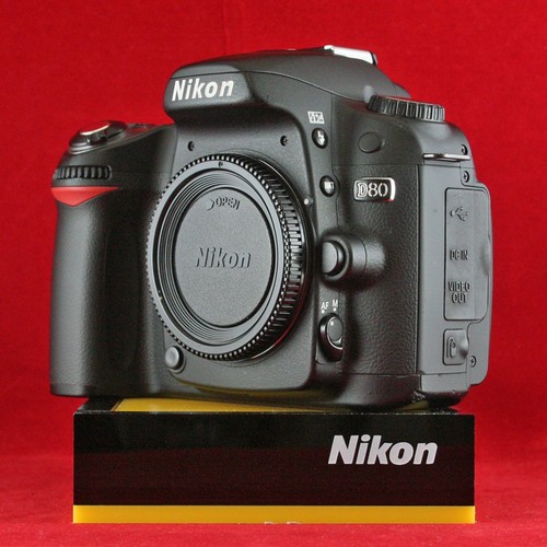 Nikon d80 - **nikon, only)