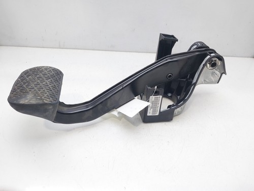 A2042902001 brake pedal