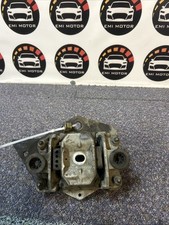 Ford Mondeo MK3 St220 3.0 Petrol ENGINE MOUNT BRACKET 2S71-7M122