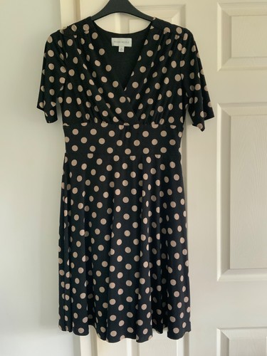 Ronni nicole black - cream, spot