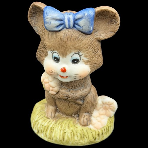 Cute bisque porcelain - bisque, mouse