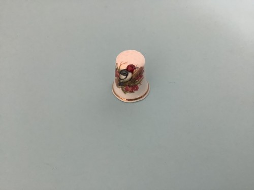 Vintage bone china thimble - bone,