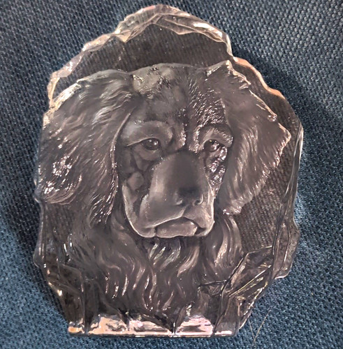Art glasscleat dog head - glasscleat,