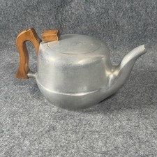 Piquot Ware Retro Teapot