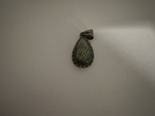 Silver tone teardrop green - silver,