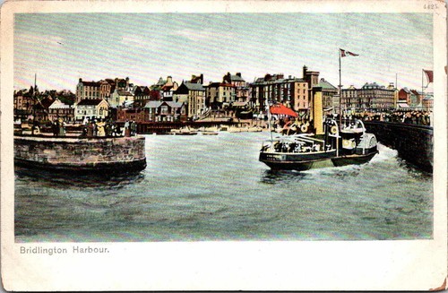 Bridlington harbour boat - bridlington,