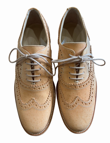 Woman common projects - common,